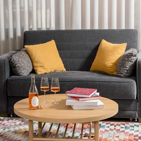 Kyveli Apartman Kasztoriá